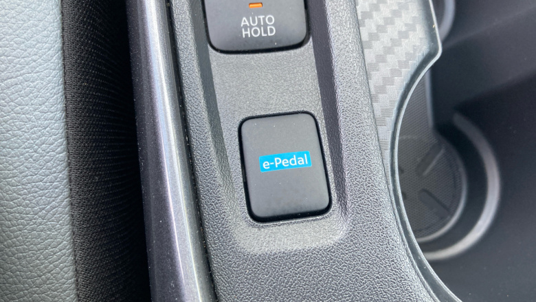 Nissan Juke 1.6 Hybrid N-Connecta 5dr Auto Hybrid Hatchback